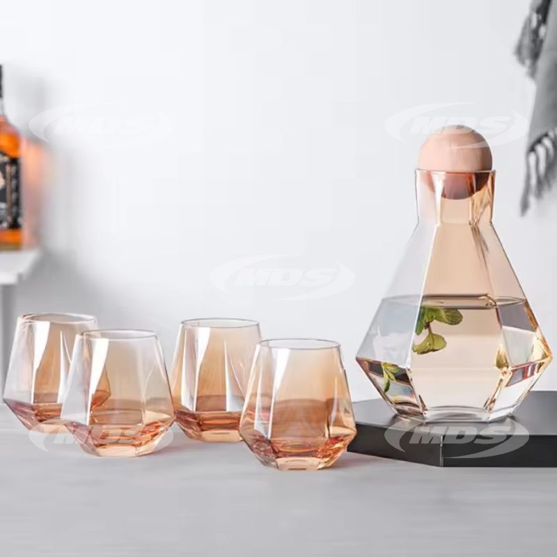 Geometrical Pitcher with 4 Cups Glass Set High Temperature Resistant Tea Pot Glass Bottle for Hot/clod Water