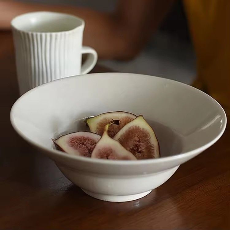 Creative simple porcelain fruit bowl white custom ceramic salad bowl for hotel restaurant