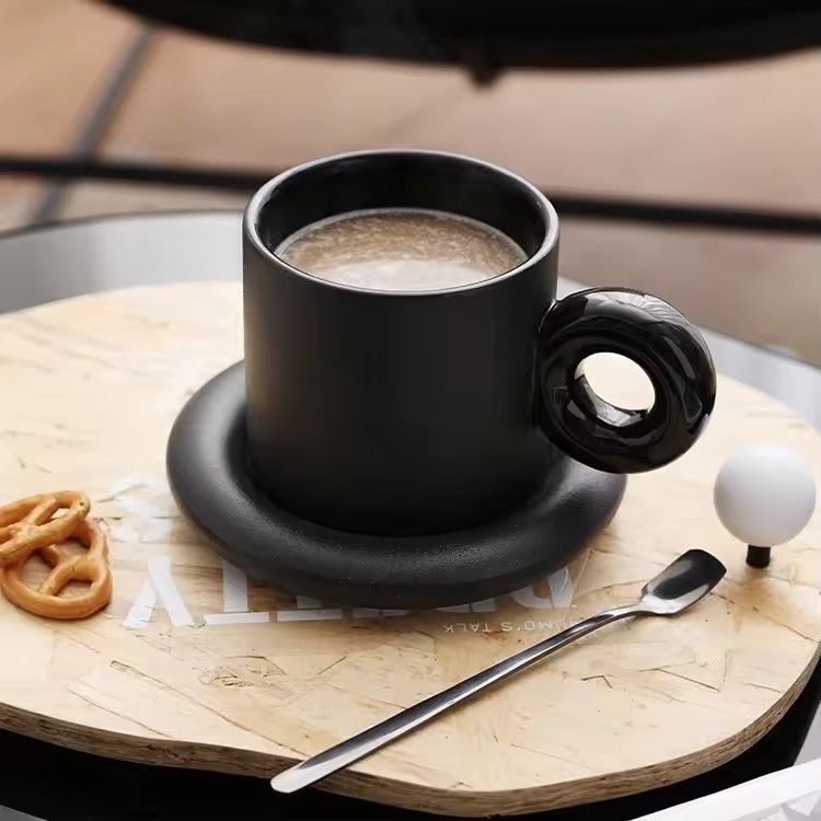 Nordic matte black glaze mug creative porcelain coffee cup and saucer coffee mug ceramic