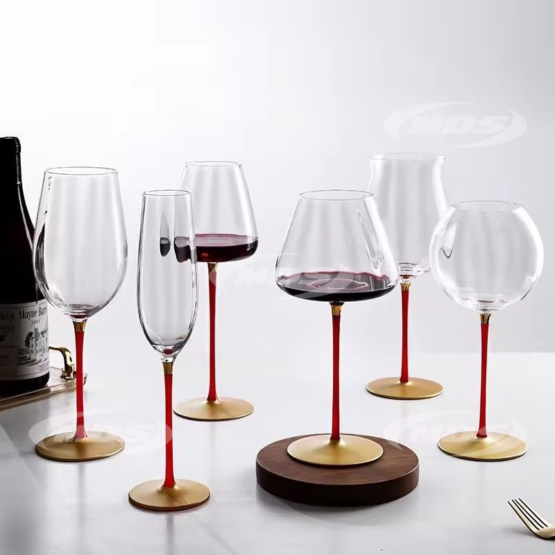 Factory-direct Wholesale Colorful Stemmed Wine Glass