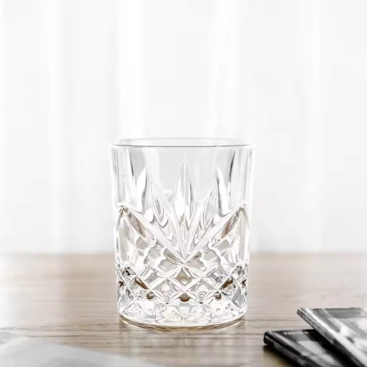 wholesale fashioned high quality crystal glass whiskey decanter and 4 whiskey glasses set