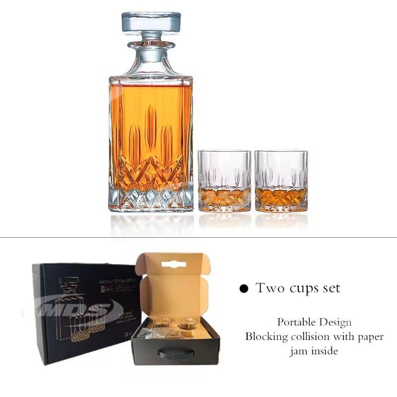 Wholesale classical crystal luxury whiskey decanter glasses 6 whiskey bar set