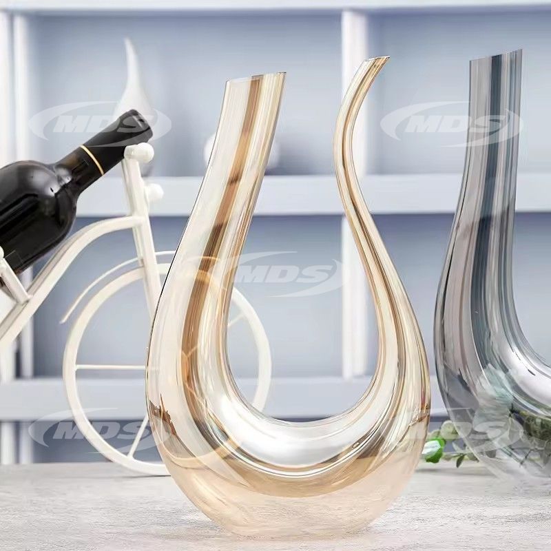 Manufacture wholesale Golden Wine Decanter Stained Glass Wine Glass cup Gift Set Glass Goblet