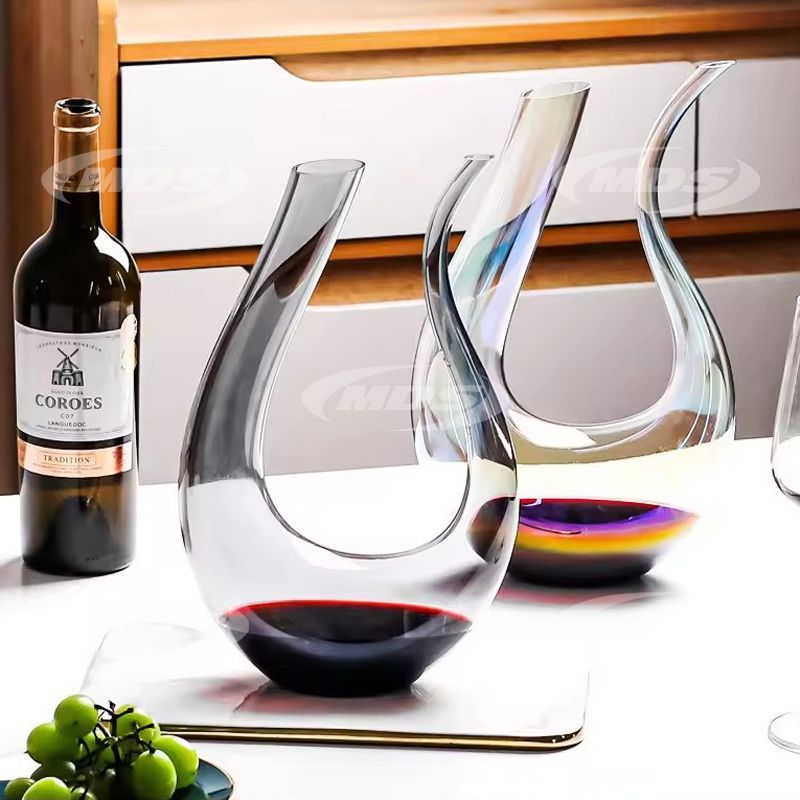 Manufacture wholesale Golden Wine Decanter Stained Glass Wine Glass cup Gift Set Glass Goblet