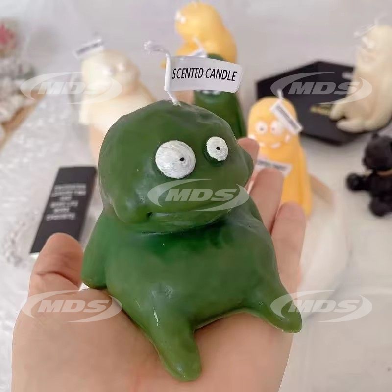 Handmade cartoon clay halloween monsters candles cute aromatherapy scented candle for home decoration