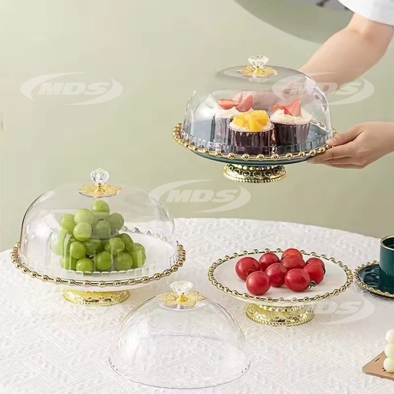 Wholesale Creative Luxury Good Quality Round Shape Fruit Plate Trap Golden Rim Ceramic Dessert Cake Plate Stand