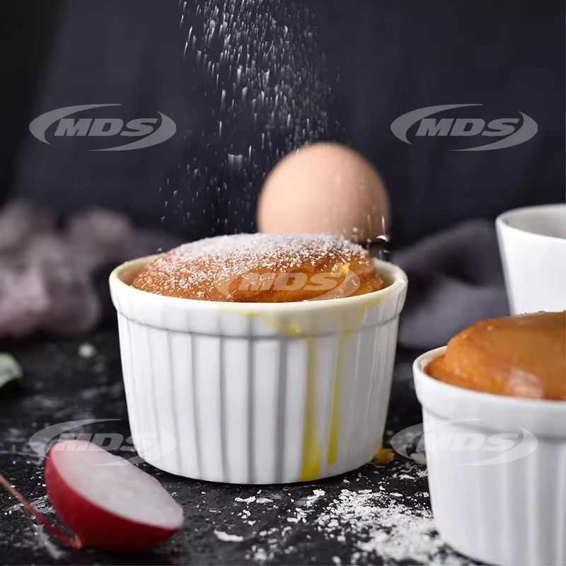 Wholesale round white bakeware porcelain oven safe restaurant ceramic baking souffle ramekins bowls