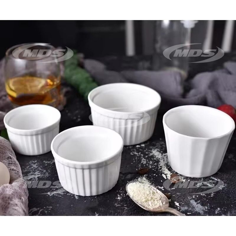 Wholesale round white bakeware porcelain oven safe restaurant ceramic baking souffle ramekins bowls