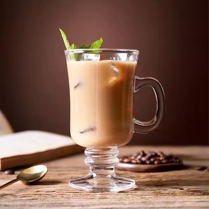 Creative customized handle design hear-resistant glass iced coffee cup milk tea cup