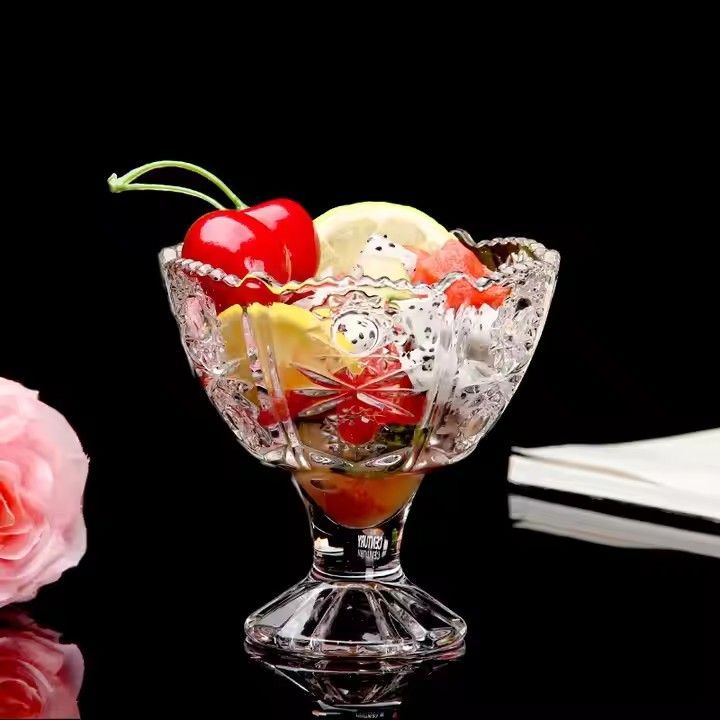 Popular Embossing Sunflower Ice Cream Bowl with Stem Footed Glasses Sundae Cup Glassware Container For Nuts Snacks and Desserts