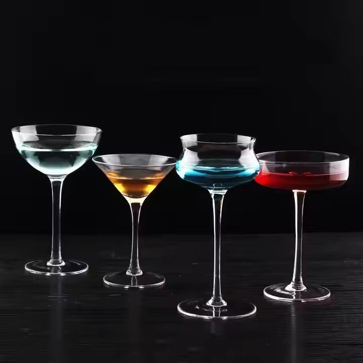 Hot Sale Handblown Lead Free Eco Friendly Sublime Martini Glass