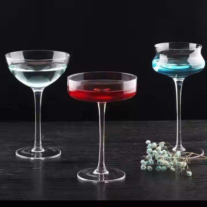 Hot Sale Handblown Lead Free Eco Friendly Sublime Martini Glass