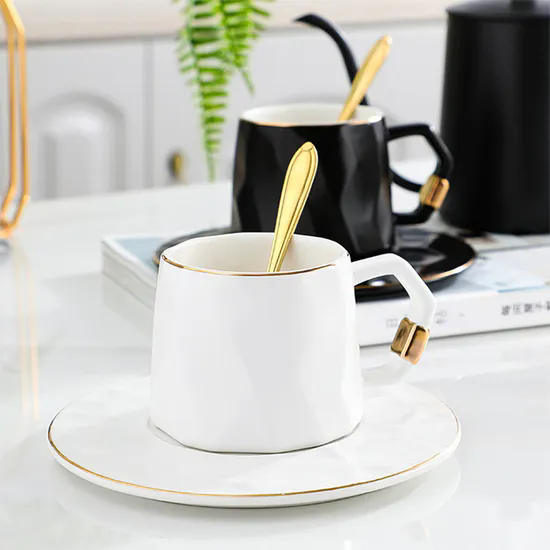 European Style Home Ceramic Coffee Cups Mugs Irregular Gold Rim Ceramic Coffee Cup and Saucer Sets