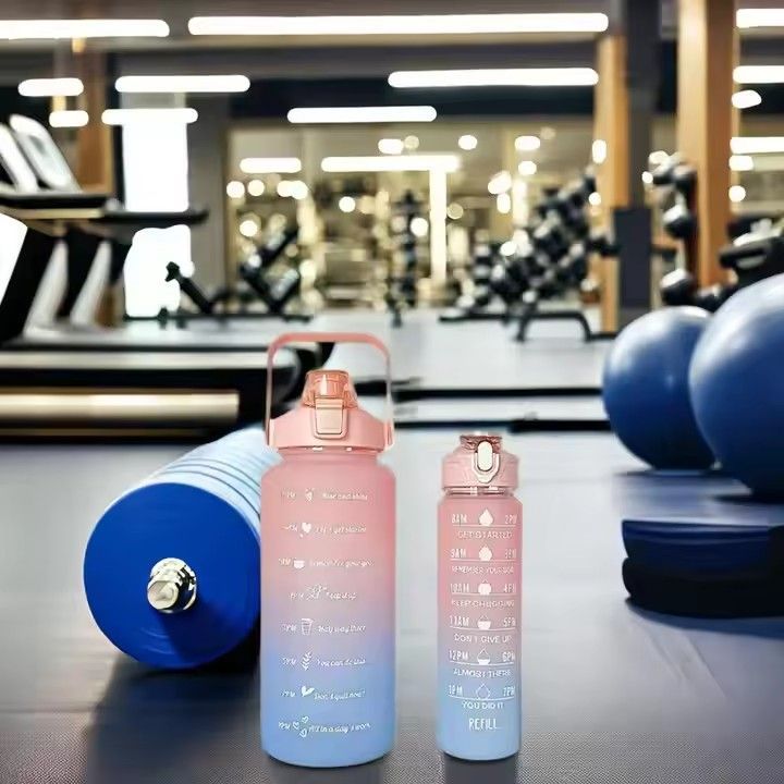 Wholesale 2pcs set motivational water bottle sports plastic water bottle with straw for kids school