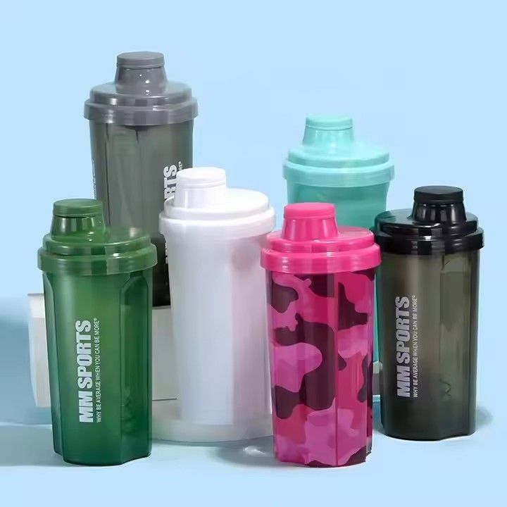 Fitness customised sports cups protein shakers plastic shaker cups protein vessels