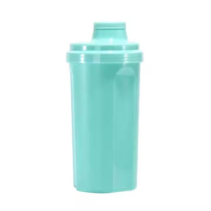 Fitness customised sports cups protein shakers plastic shaker cups protein vessels