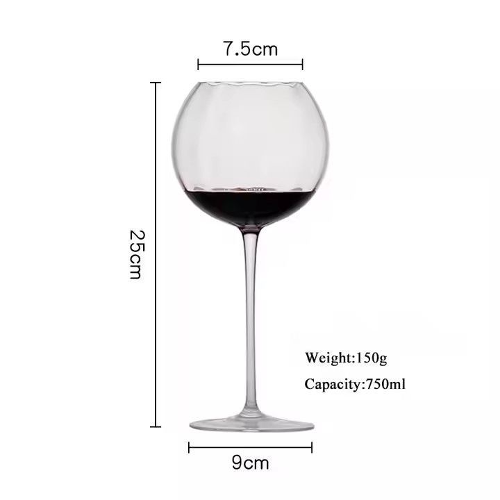 Wholesale vintage large capacity glass goblets red wine glass for restaurant birthday wedding