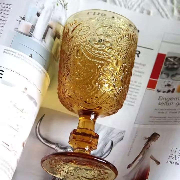 Wholesale Custom hand blown Vintage Embossed Amber Colored Goblets red Wine glasses set for Wedding