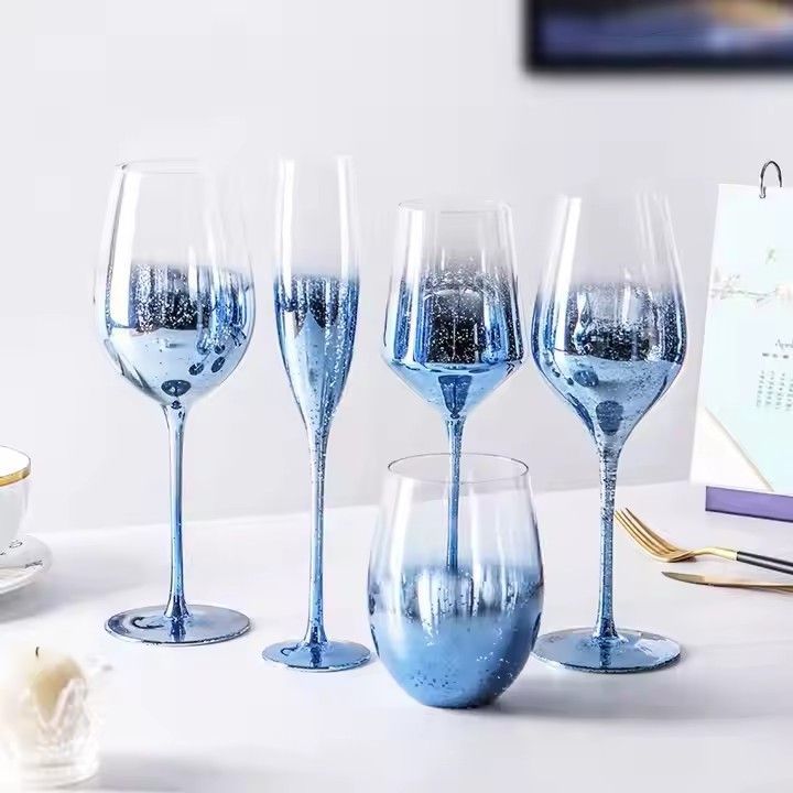 Gradient Blue Wedding Wine Champagne Glasses Creative blue bottom sparkling wine with tall glass wine glass