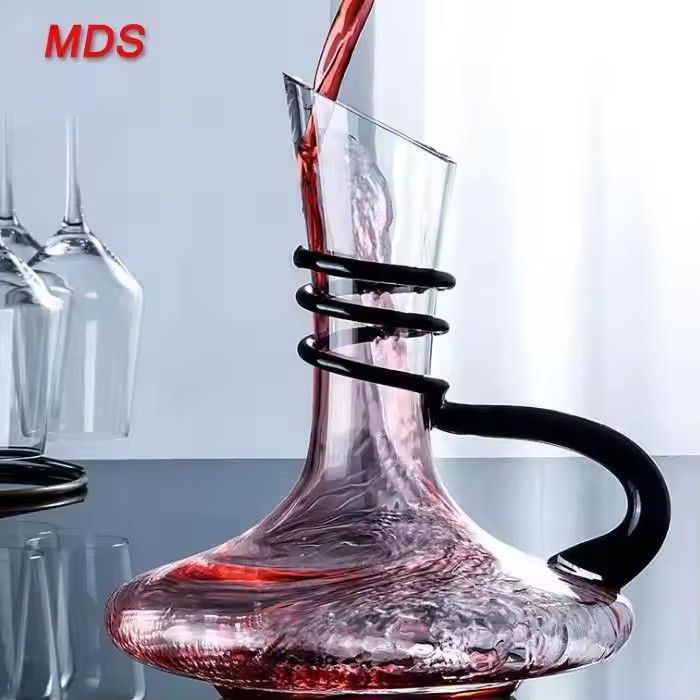 Hot sale custom logo crystal oblique wine decanter glass jug with black handle