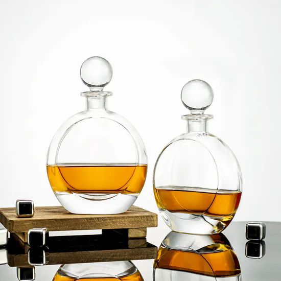 Factory Wholesale Luxury Crystal Glass Round Whiskey Decanter Set for Custom Logo with Whiskey Glasses Set