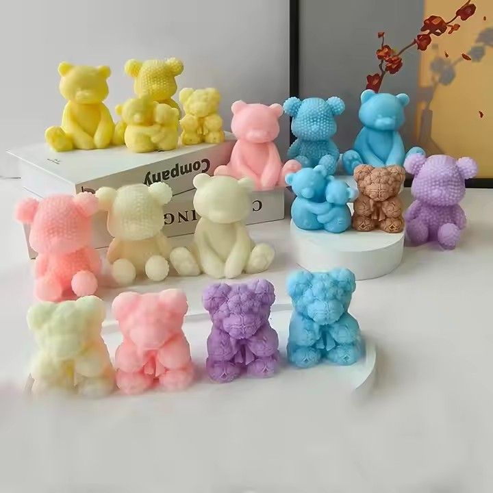 Wedding home decoration cute bear shaped paraffin beeswax soy wax candles scented candle with gift box