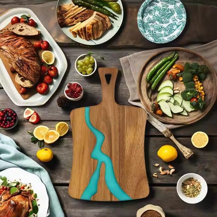 Kitchen restaurant river resin pizza boards reusable acacia wood cutting board and cheese board with handle