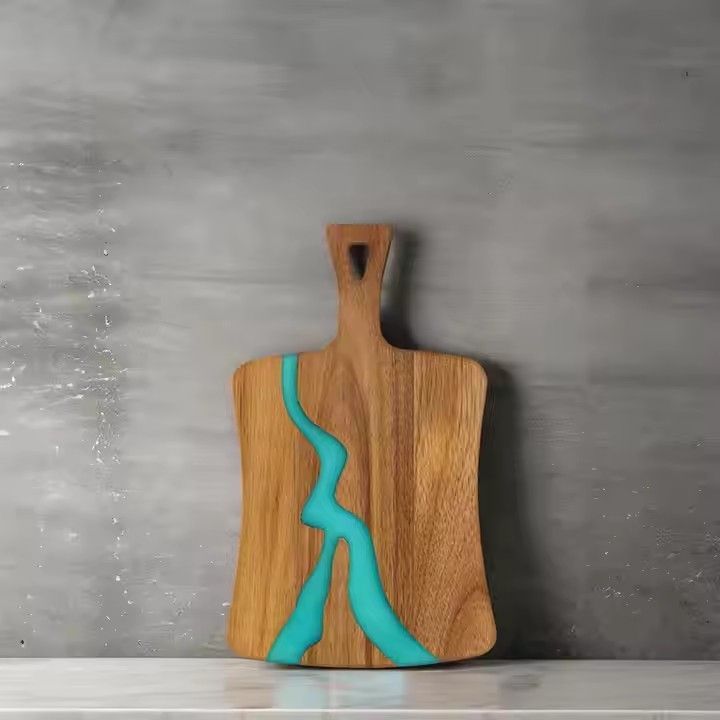 Kitchen restaurant river resin pizza boards reusable acacia wood cutting board and cheese board with handle