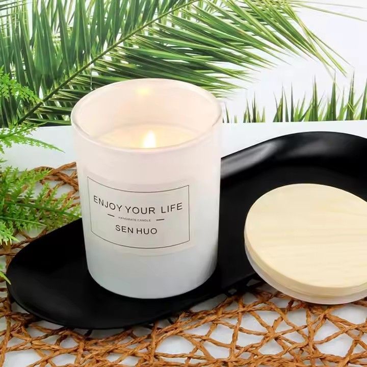 Hot sale coconut wax candles custom labels soy wax scented candle with wood lid