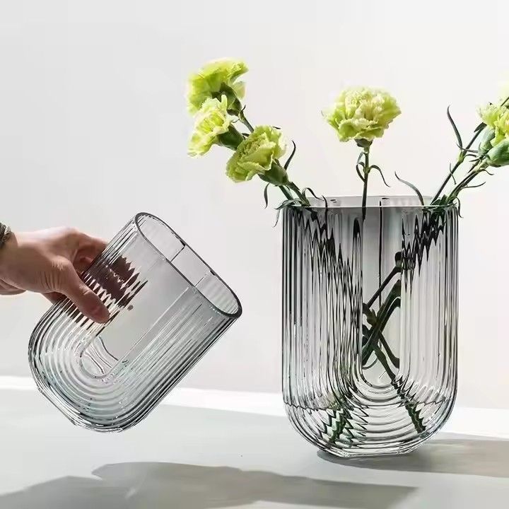 Wholesale Centerpiece Glass Decorative Colored Clear Glass Flower Vase Luxury Vases for Home Decoration