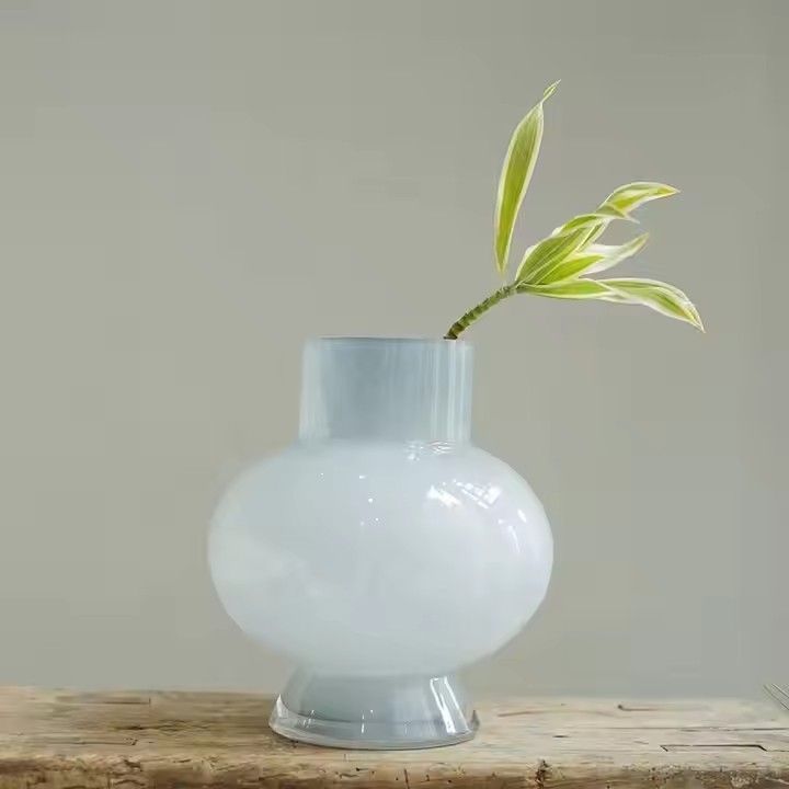 New trend modern creative geometry shaped handmade living room glass vase ornament