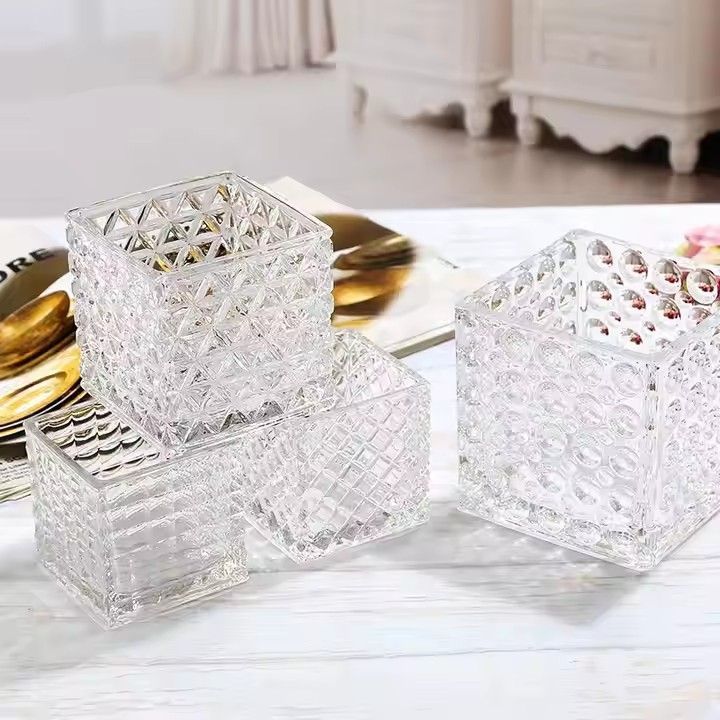 2022 Manufacturers wholesale thickened square glass vase decoration transparent vase household decoration soft decoration