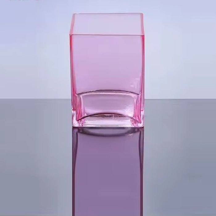 Block cheap different sizes square pink glass vase