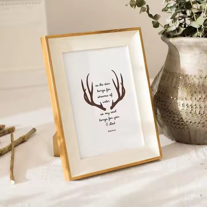 American Simple Wedding Photo Frame Wall Hanging Table Setting Plastic Resin Picture Frame for Home Decor