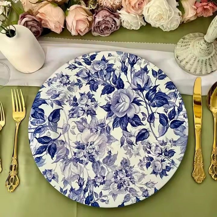 Reusable Plastic Dinner Plate Dish Blue-and-White Decal Design for Wedding Parties and Sustainable Serve Charge Plates