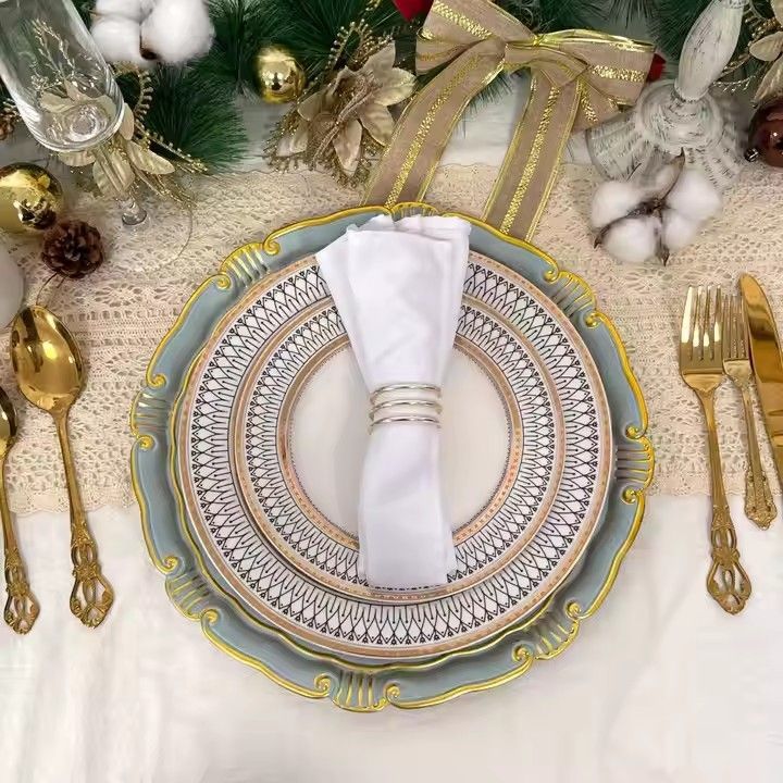 New European Style Golden Green Luxury 13 Inch Plastic Plate Wedding Event Party Dining Room Charger Plate