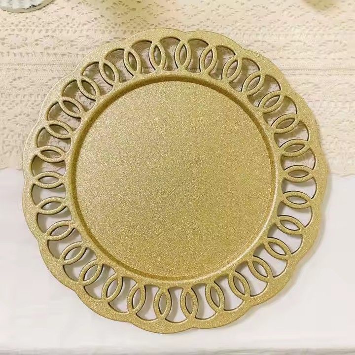 New Arrival 13 Inch Charger Dinner Plates With Gold Rim for Wedding Decoration Plastic Charger Plates