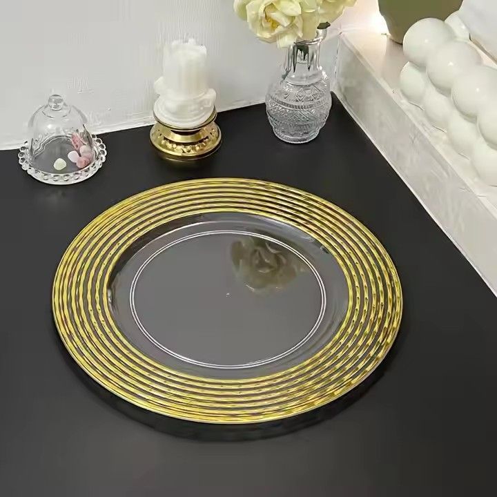 2024 New Arrival Table Decoration Plastic Round 13 Inch clear Gold Rim Charger Plates Dinner Plates for Wedding